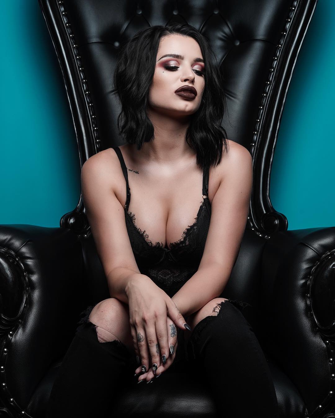 WWE Paige Sexy Photoshoot Wallpapers