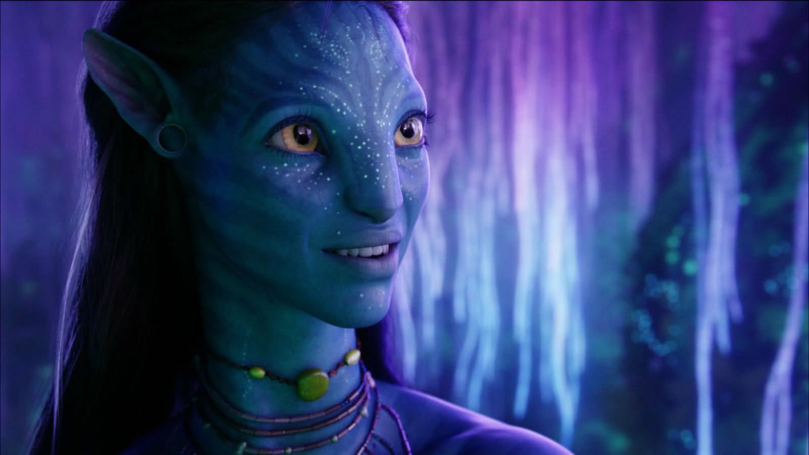 Zoe Saldana As Neytiri In Avatar Wallpapers